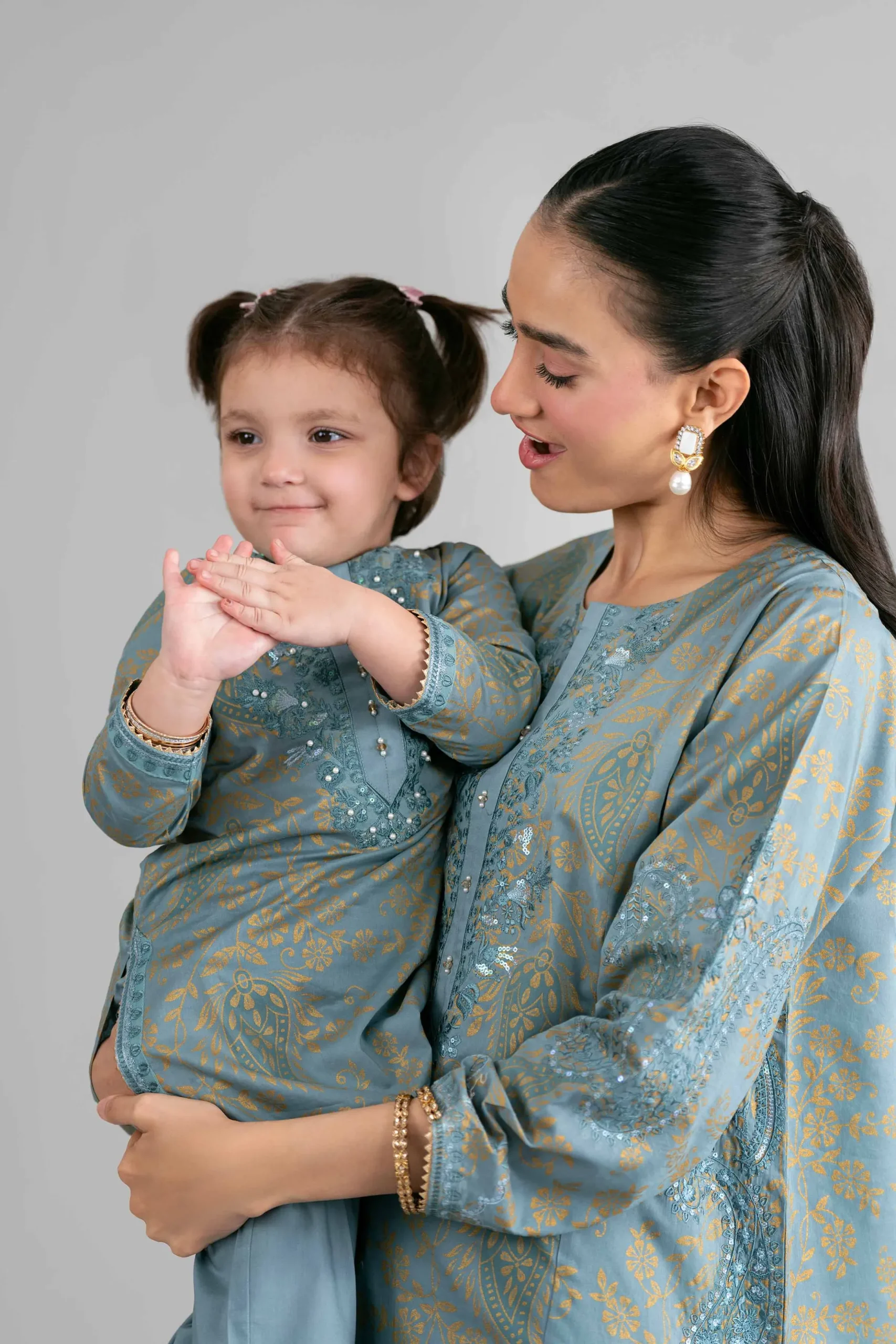 2 Piece - Printed Embroidered Suit - PMD26-05 M