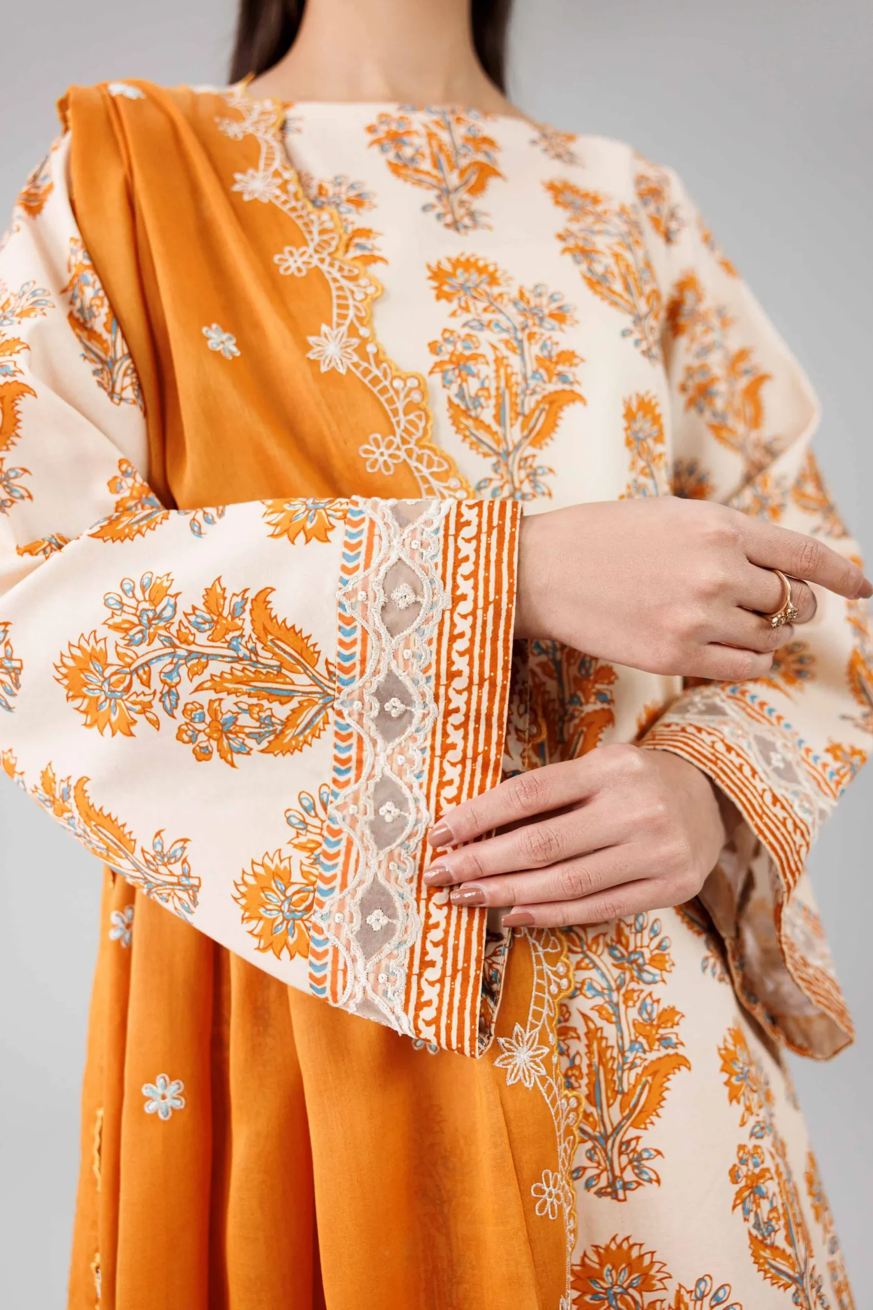 3 Piece - Printed Embroidered Suit - 42601822