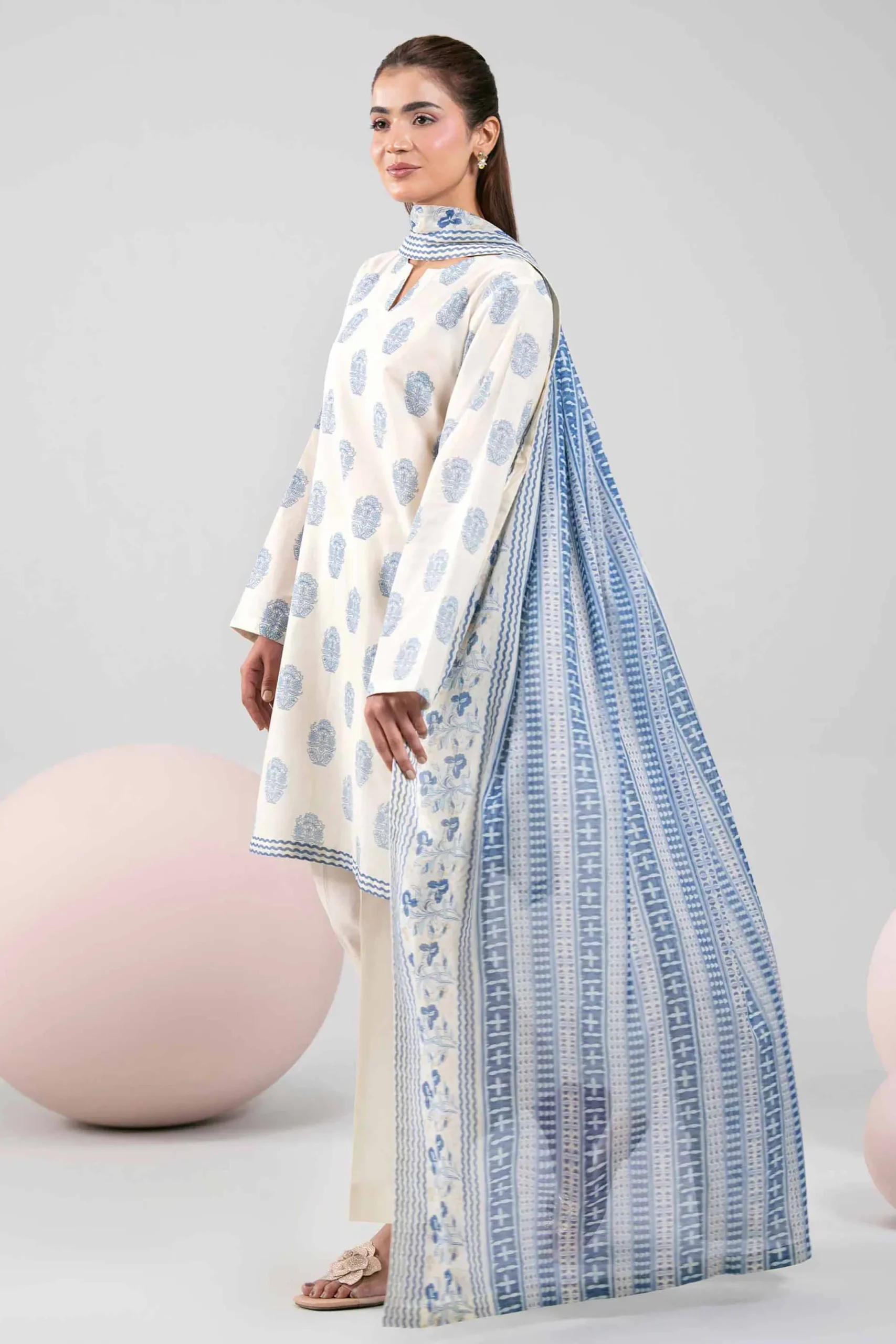 3 Piece - Printed Loose Fabric - 42602356