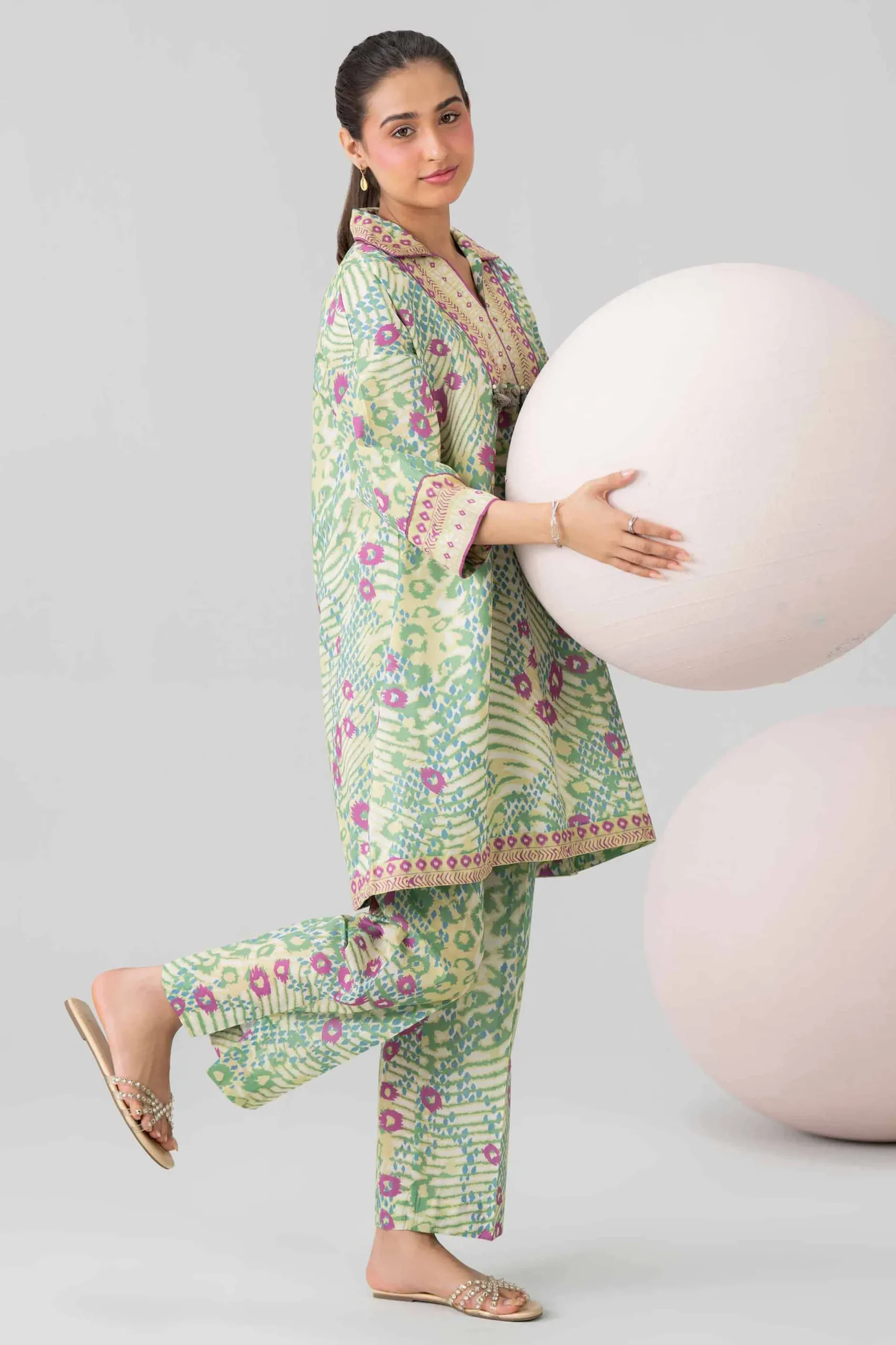 1 Piece - Printed Loose Fabric - 42602500