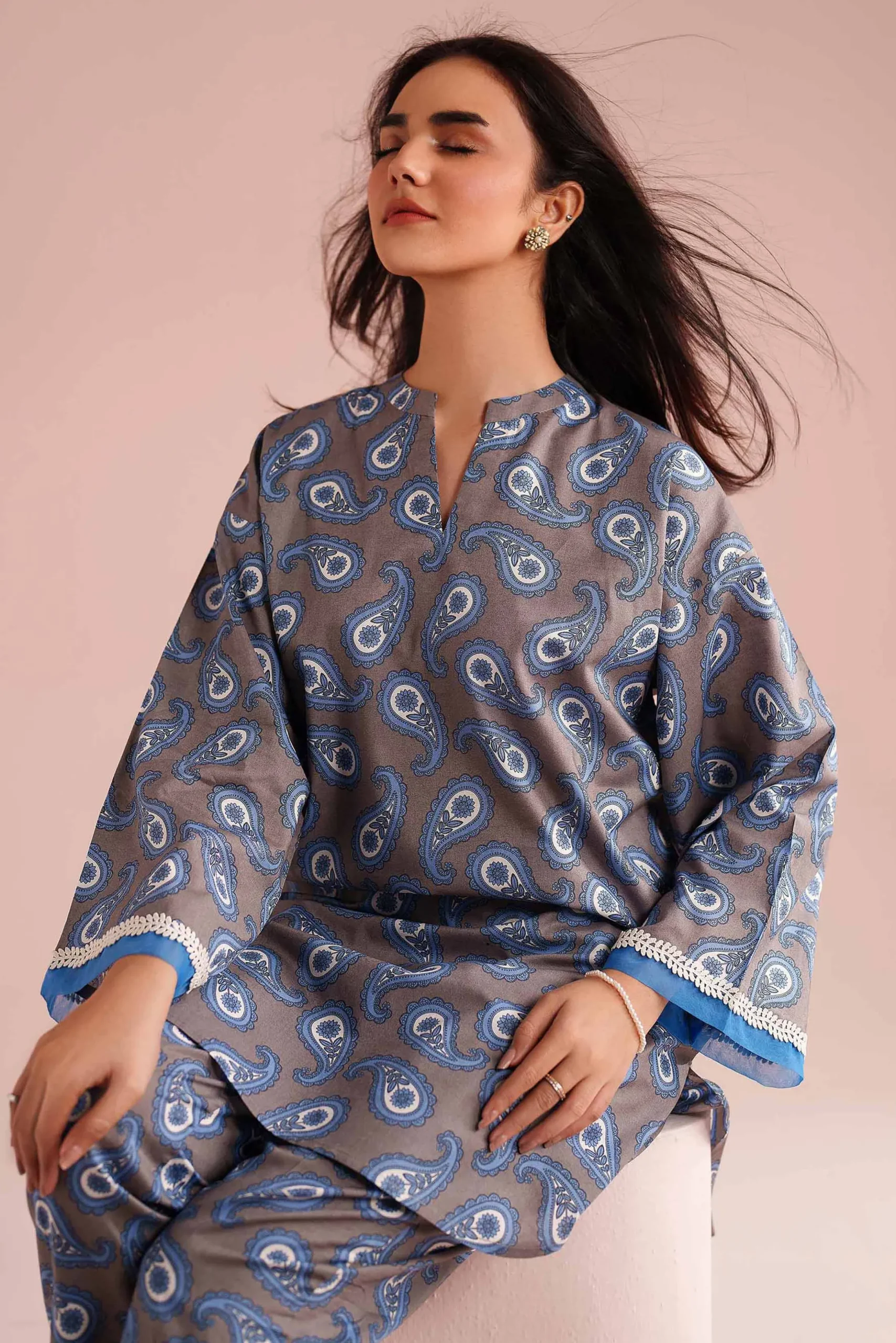 2 Piece - Printed Suit - PE26-182