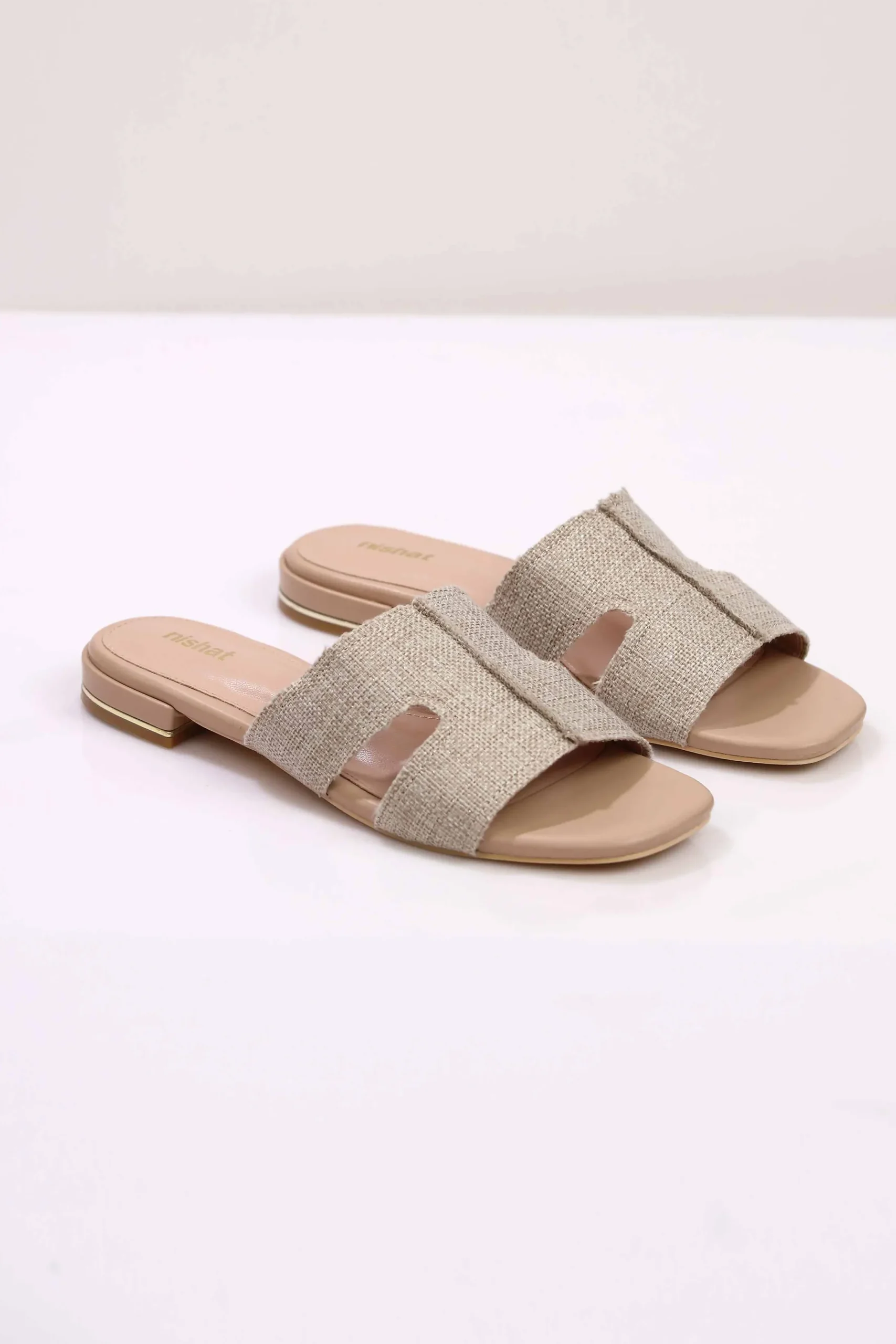 Pink Chappal-443072905
