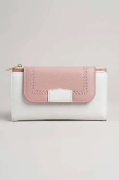 Pink Wallet-446652105