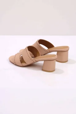 Pink Wedge-443082905