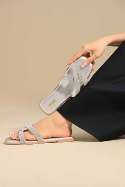 Silver Chappal-445302919