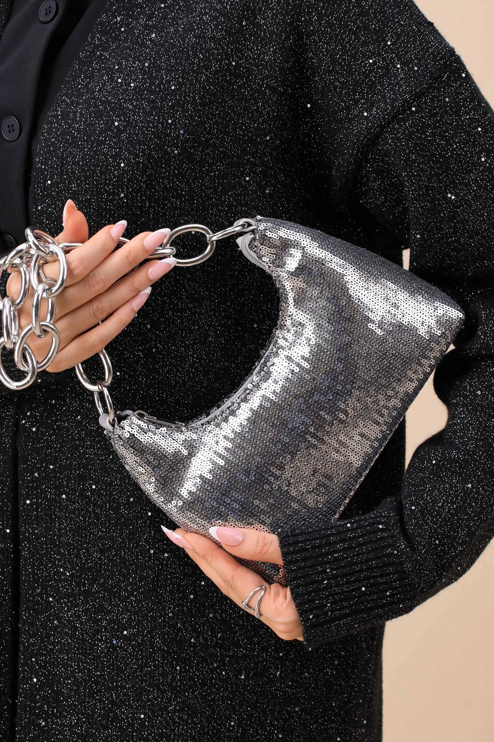 Silver Clutch-445732120