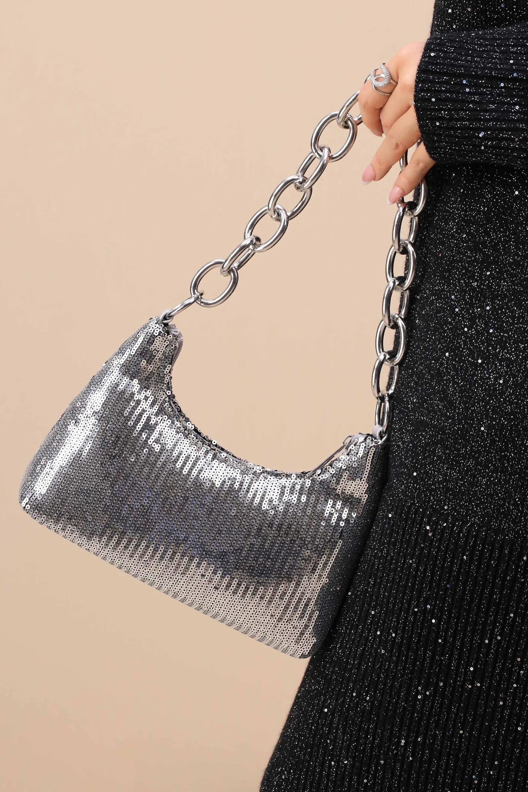 Silver Clutch-445732120