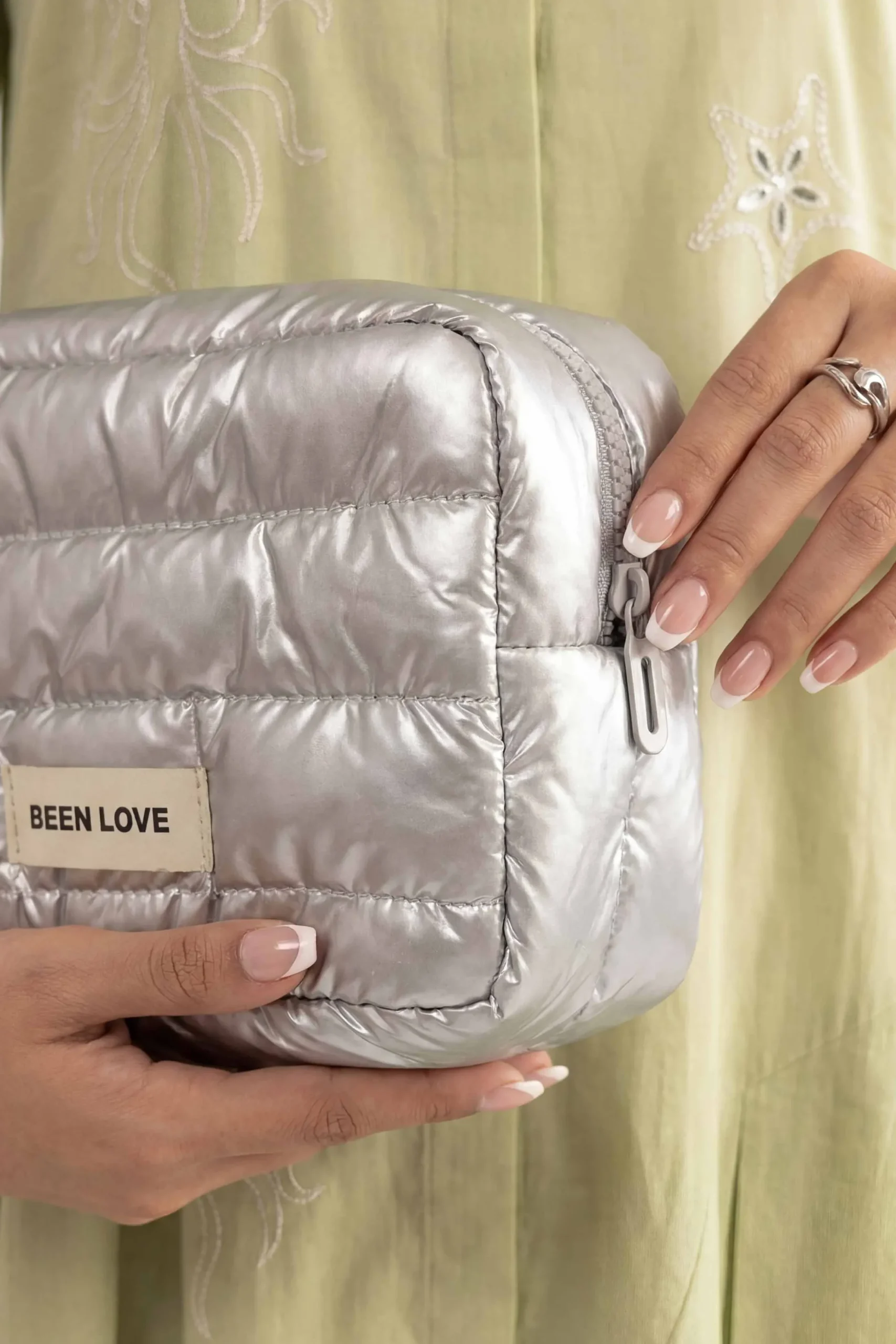 Silver Vanity Bag-448332120