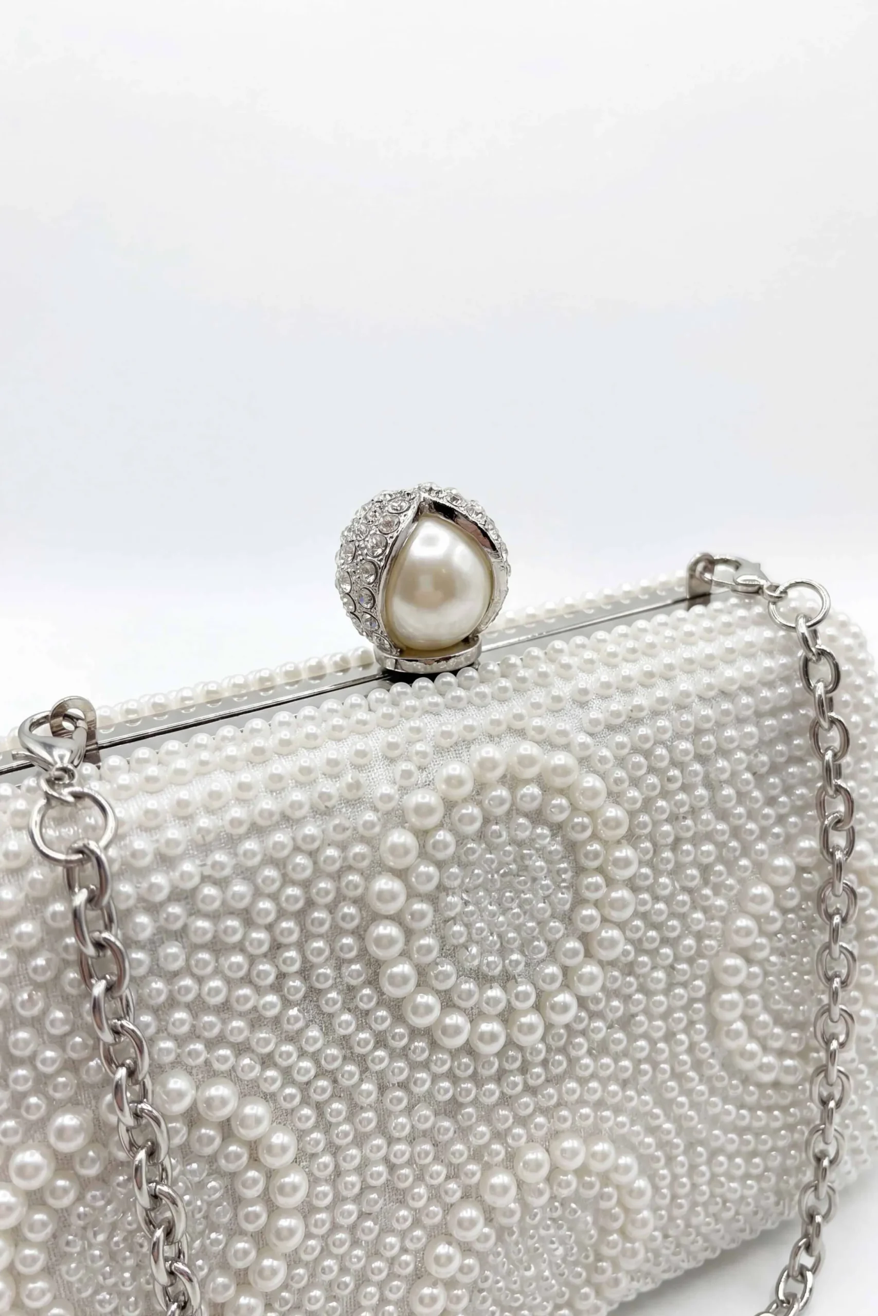 White Clutch-448832112