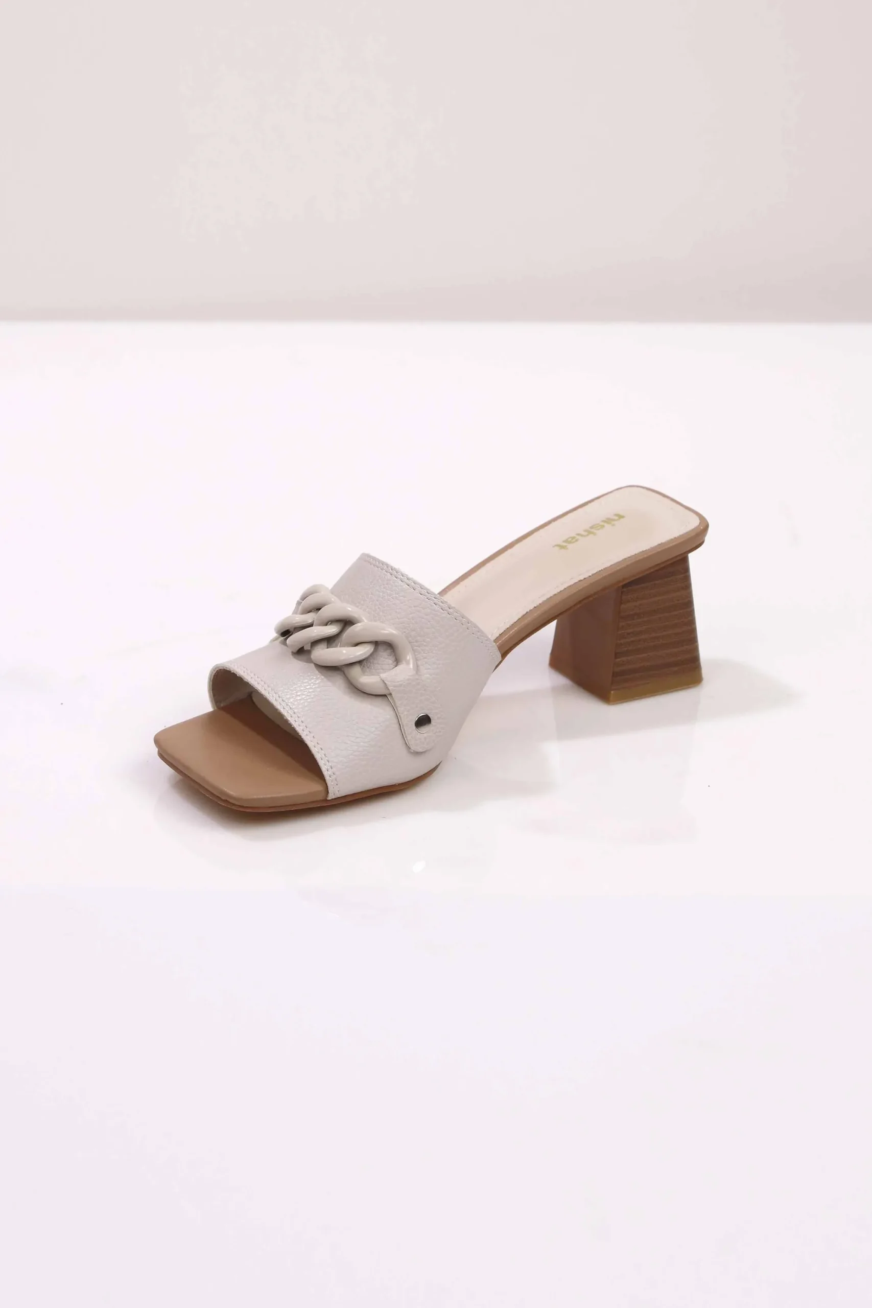 White Wedge-442972912